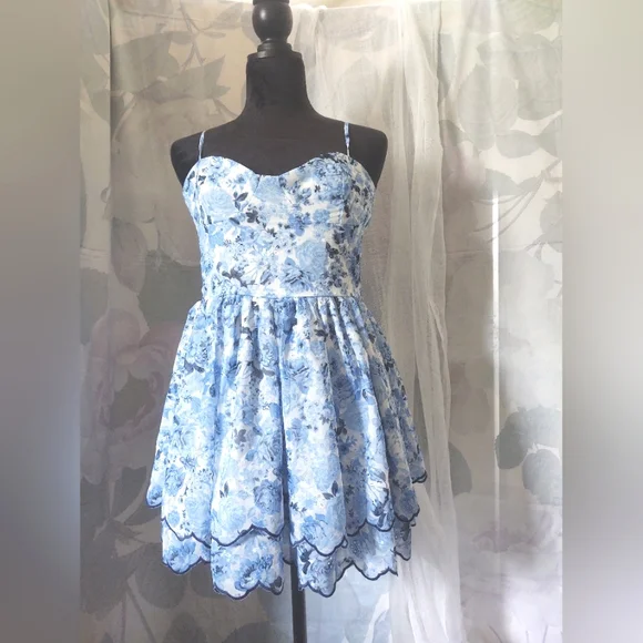 blue floral altar'd state dress Leigh Midi Fit & Flare Dress Fit and Flare Short Sleeve